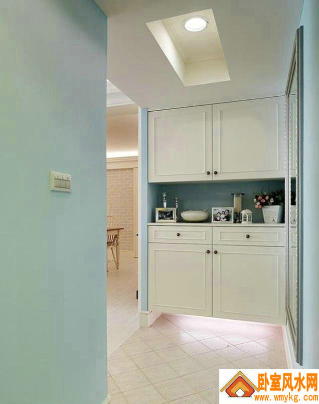 广州入户玄关装修风水,看完后吓了一跳!