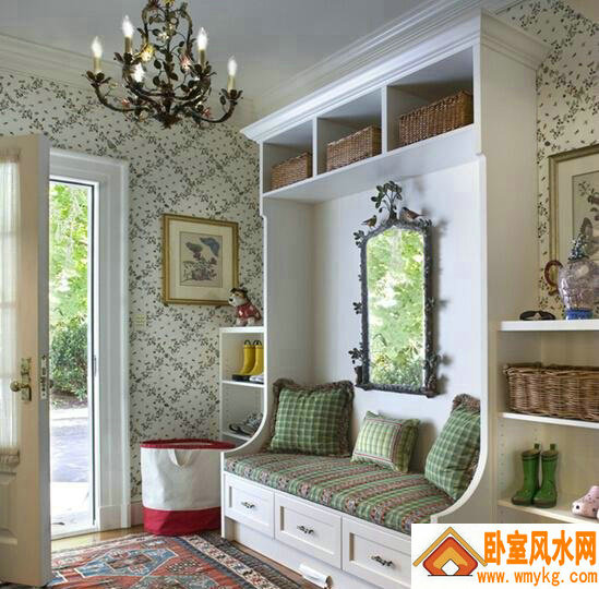 广州入户玄关装修风水,看完后吓了一跳!