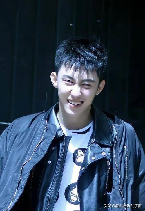 丁巳的你我在一起真的能让生活笑声不断吗还是只会为了生日配对情侣文案搞笑幽默而争吵呢 丁巳的你我在一起真的能让生活笑声不断吗还是只会为了生日配对情侣文案搞笑幽默而争吵呢