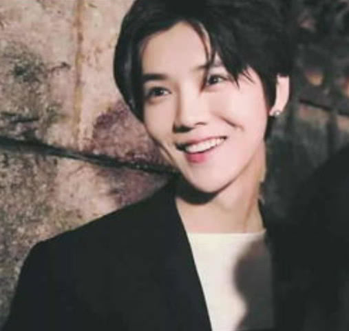 八字罗盘算命揭示未来运势是否真的能助我化解人生困境与不安 八字罗盘算命揭示未来运势是否真的能助我化解人生困境与不安