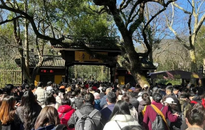 与狗相配的属相婚配表,男属狗的属相婚配表 和 与狗相配的属相婚配表,男属狗的属相婚配表 和