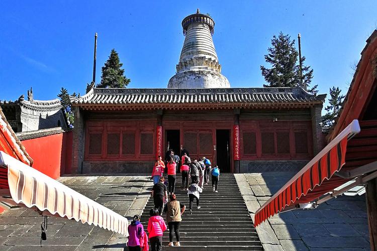 易建联几婚了易建联啥时候结的婚 易建联几婚了易建联啥时候结的婚