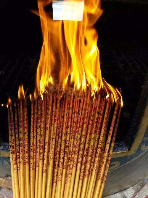 �º�Ϊʲô������������ĩ�����º������