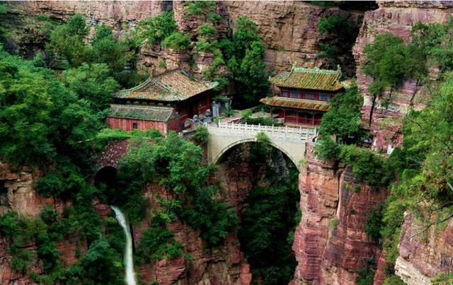 双鱼女喜欢你的细节 双鱼女喜欢你的细节