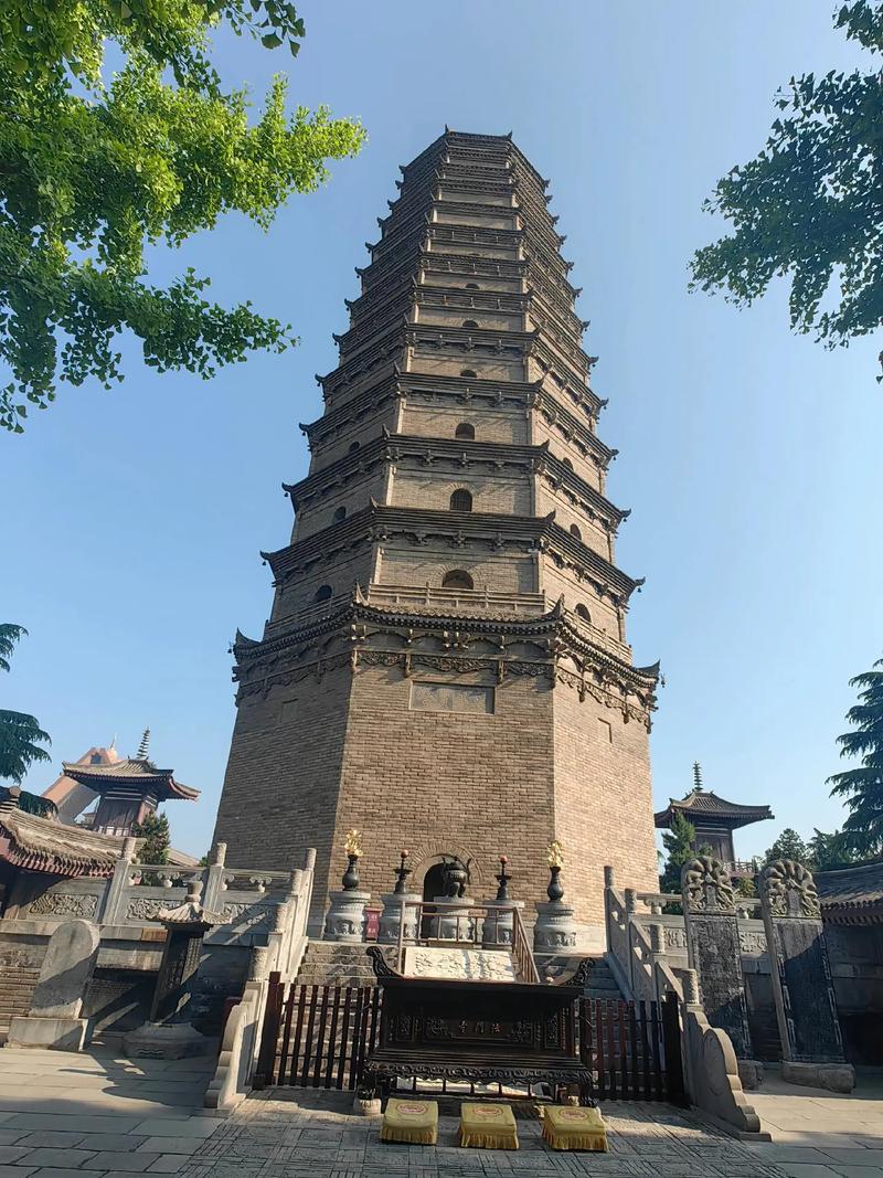 易烊千玺简介个人资料 易烊千玺简介个人资料