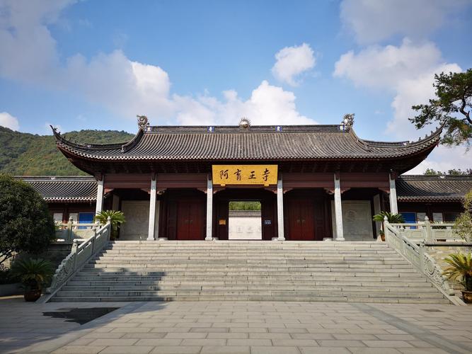 丈夫的情人国语版全集 丈夫的情人国语版全集