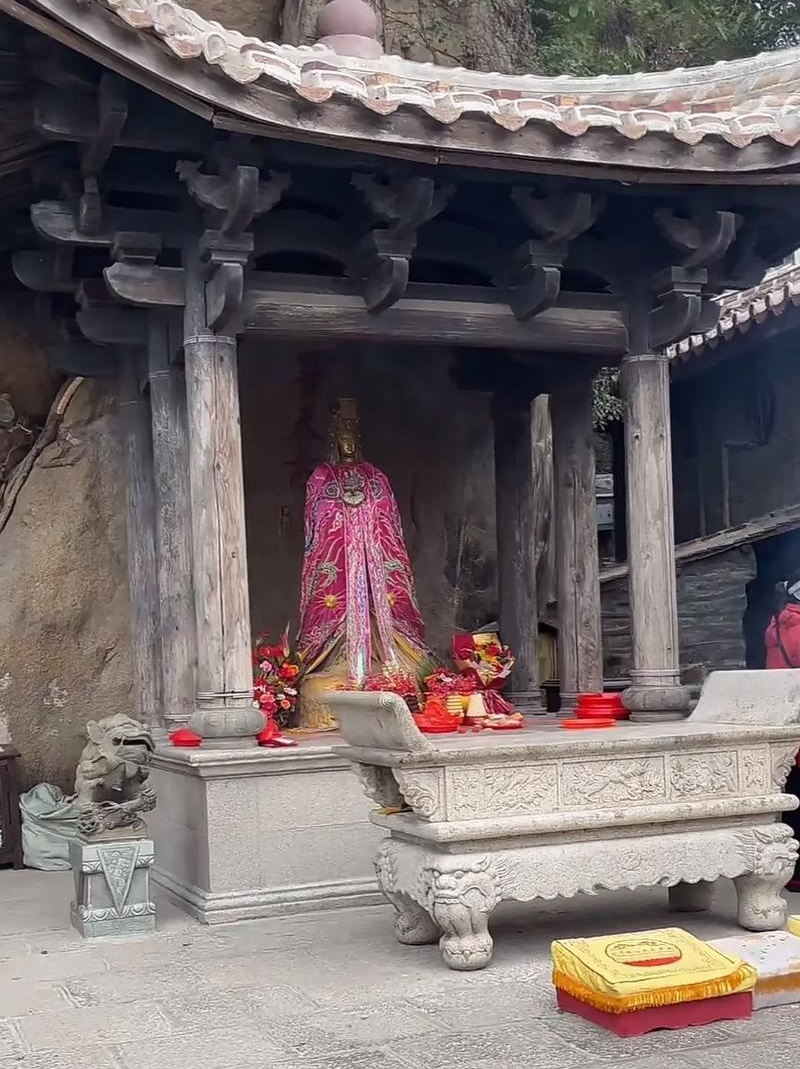 前男友喜欢算命 男朋友爱算命 前男友喜欢算命 男朋友爱算命