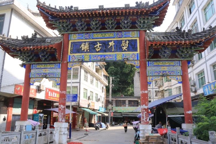 ��ҵ�гɳּ��е�����ЫŮ,��ЫŮ���ڹ�������