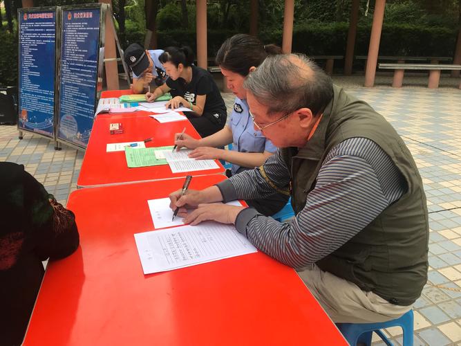 属龙是哪一年出生的年份 属龙本命年是哪一年 属龙是哪一年出生的年份 属龙本命年是哪一年