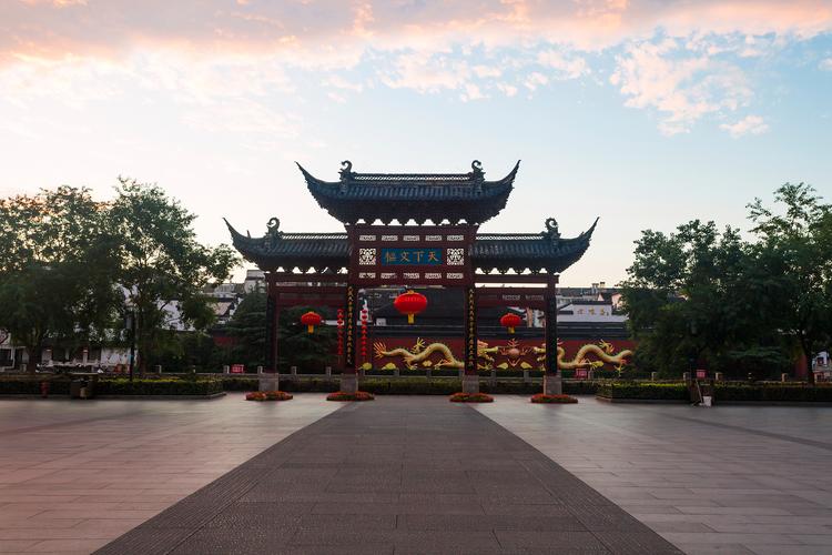 СѡʺϵĵӰͲܸ(СϲĵӰͻӰ)