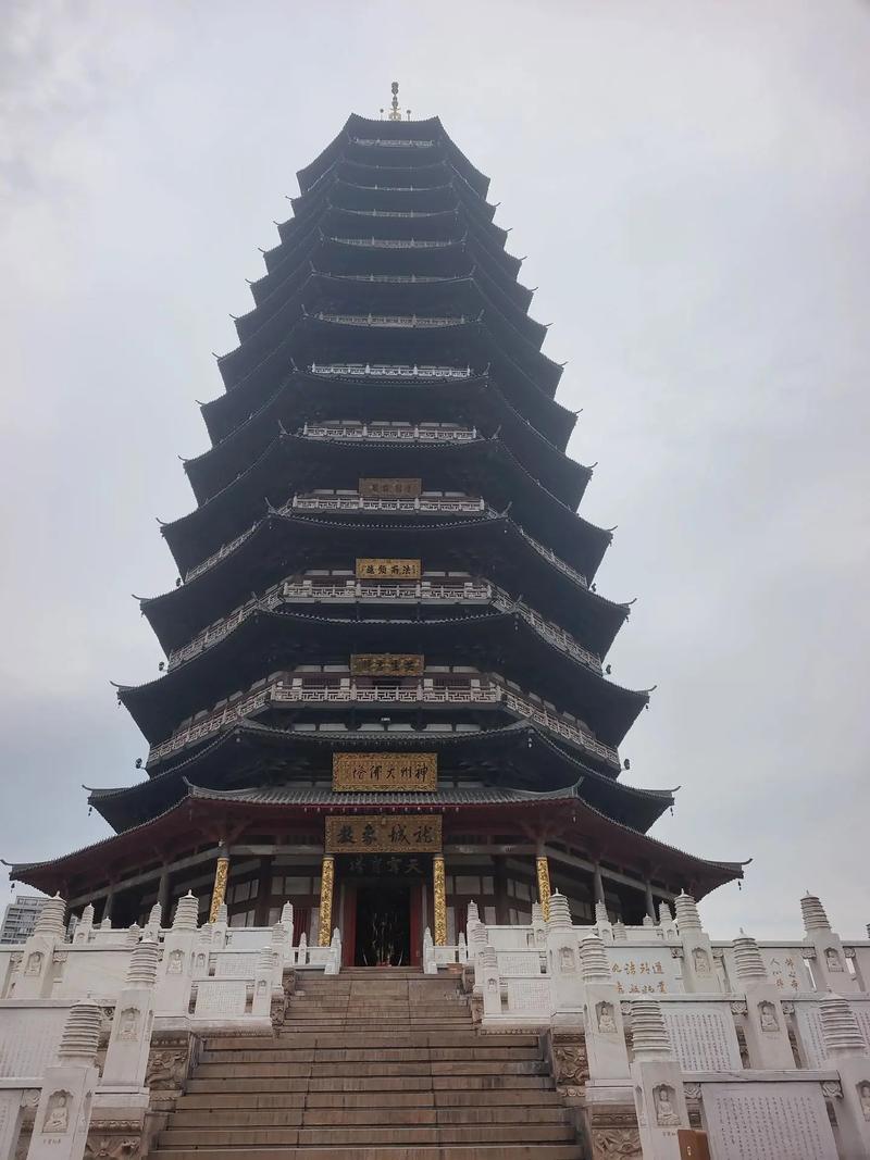 ��з������˫����Ů