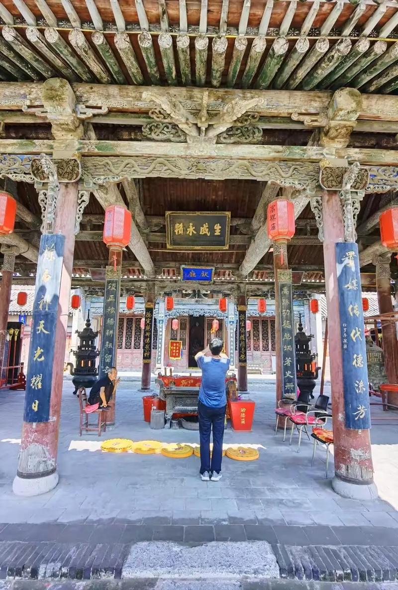 属鸡2025年运势及运程大家找算命网 属鸡2025年运势及运程大家找算命网