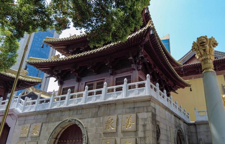 ��լ������������