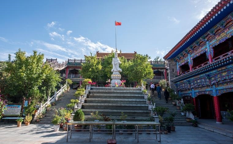 相恋10年,甘愿为他生孩子,在感情中的那英究竟 相恋10年,甘愿为他生孩子,在感情中的那英究竟