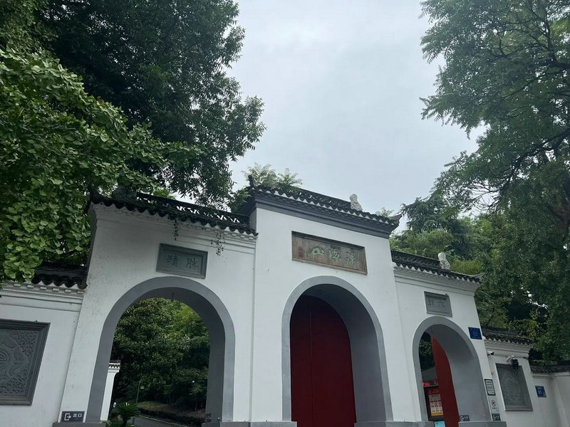 六爻乾卦详解白话 六爻乾卦详解白话