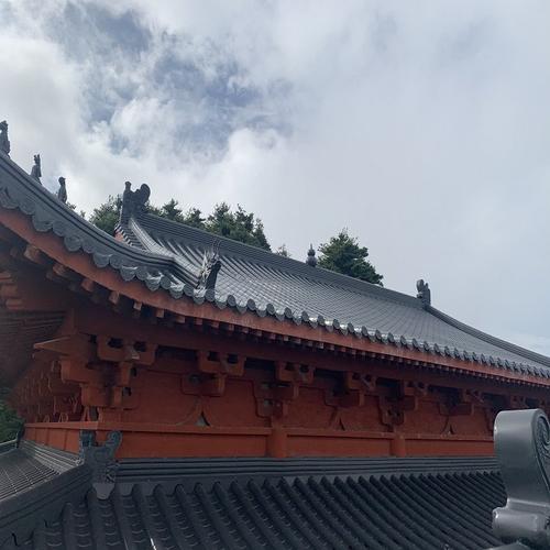 �Ӣ�سǺ����ĵ��Ӿ�