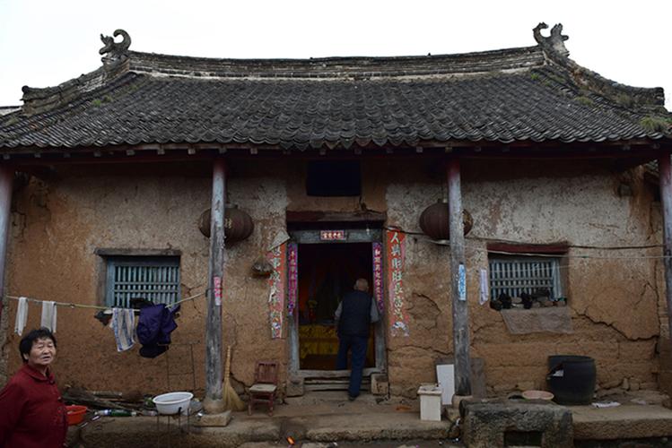 ʮԵˮЬ 12˭ܿ廪ѧ