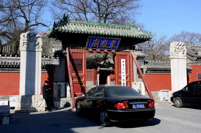 水瓶座最信任什么座 水瓶男信任你说明什么 水瓶座最信任什么座 水瓶男信任你说明什么