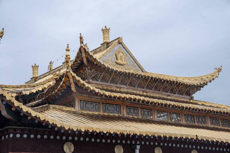 2025年02月20日五行属土日 五行运势穿搭指南及今日运势详解 2025年02月20日五行属土日 五行运势穿搭指南及今日运势详解