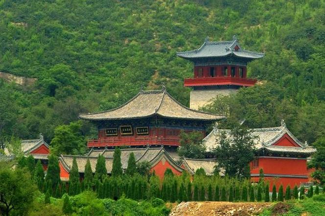 阴宅能用钢筋混凝土么 阴宅能用钢筋混凝土么