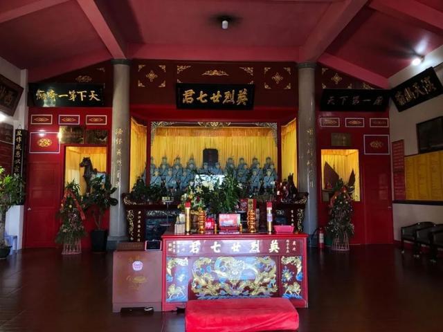 芭莎慈善夜是谁组织的 芭莎慈善夜是谁组织的