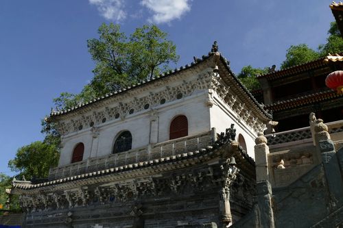 属龙人的贵人是什么 龙贵人是谁是什么意思? 属龙人的贵人是什么 龙贵人是谁是什么意思?