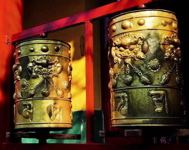 ��լ�й��ڷ�ɷ�Ľ���