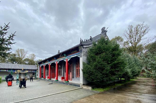 郑少秋和周润发身高谁高 郑少秋和周润发身高谁高