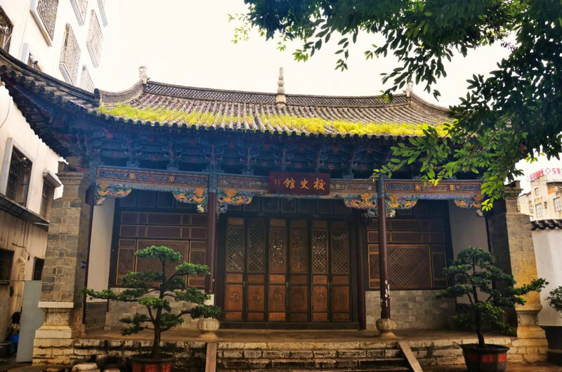 隔壁别墅大门往前看风水 隔壁别墅大门往前看风水