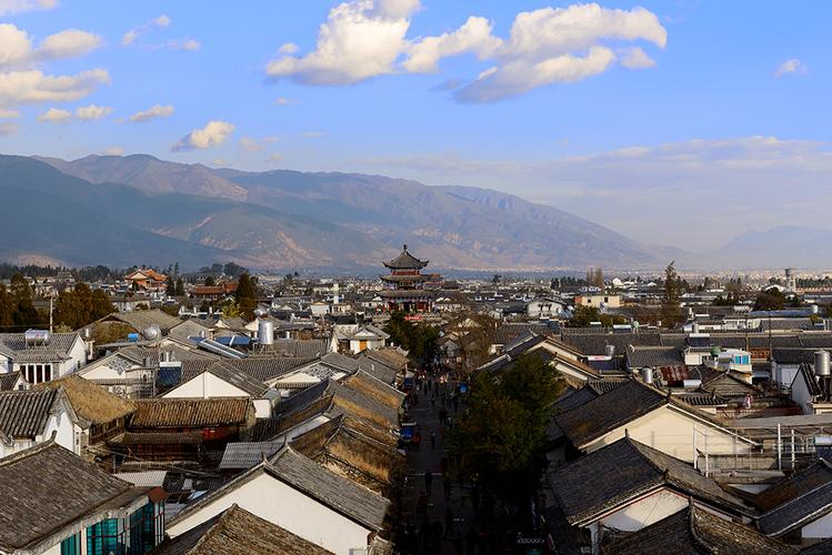 ע���� ����Ͱ�İڷ��з�ˮ����(��������Ͱ��ˮ����ͼ��)