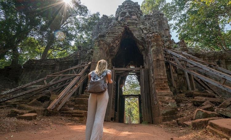 海天雄鹰40集免费正片 海天雄鹰40集免费正片