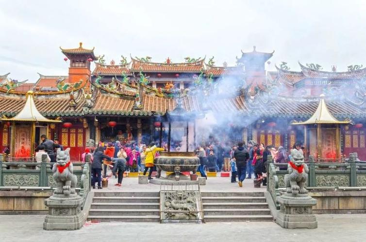 楼梯在房子中间风水化解 楼梯在房子中间风水化解