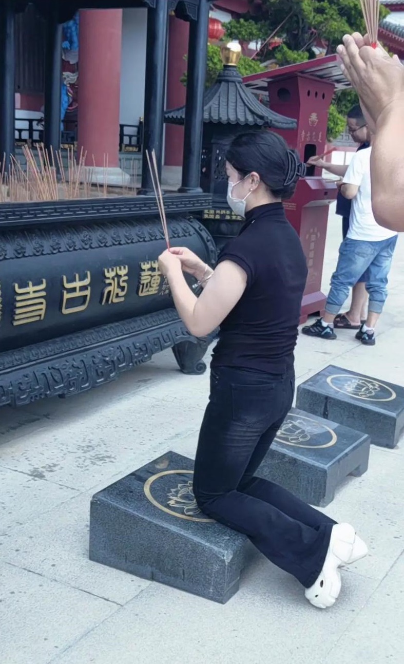 ��һ����Ӧ����֤��һ�����������������ݱ�